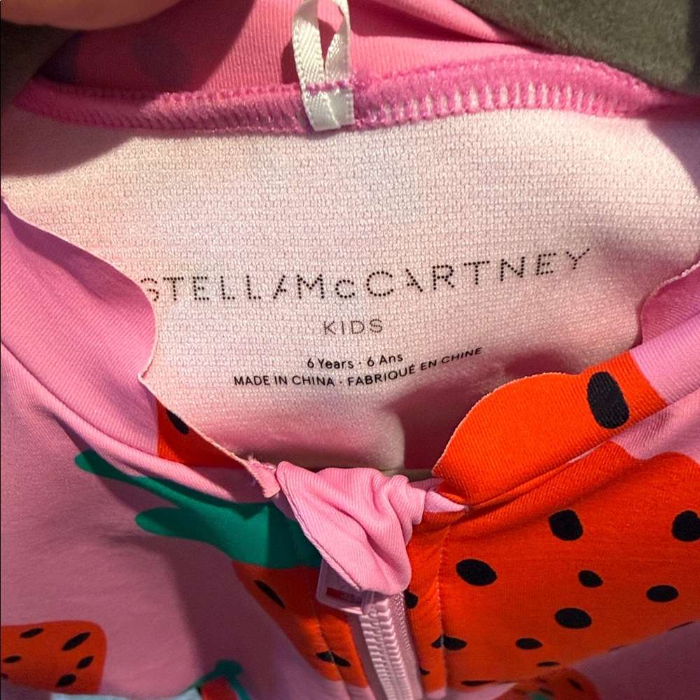 Stella McCartney Kids - Pink Strawberry Print Long Sleeve Swimsuit - Size: 6Y - Picture 5 of 10
